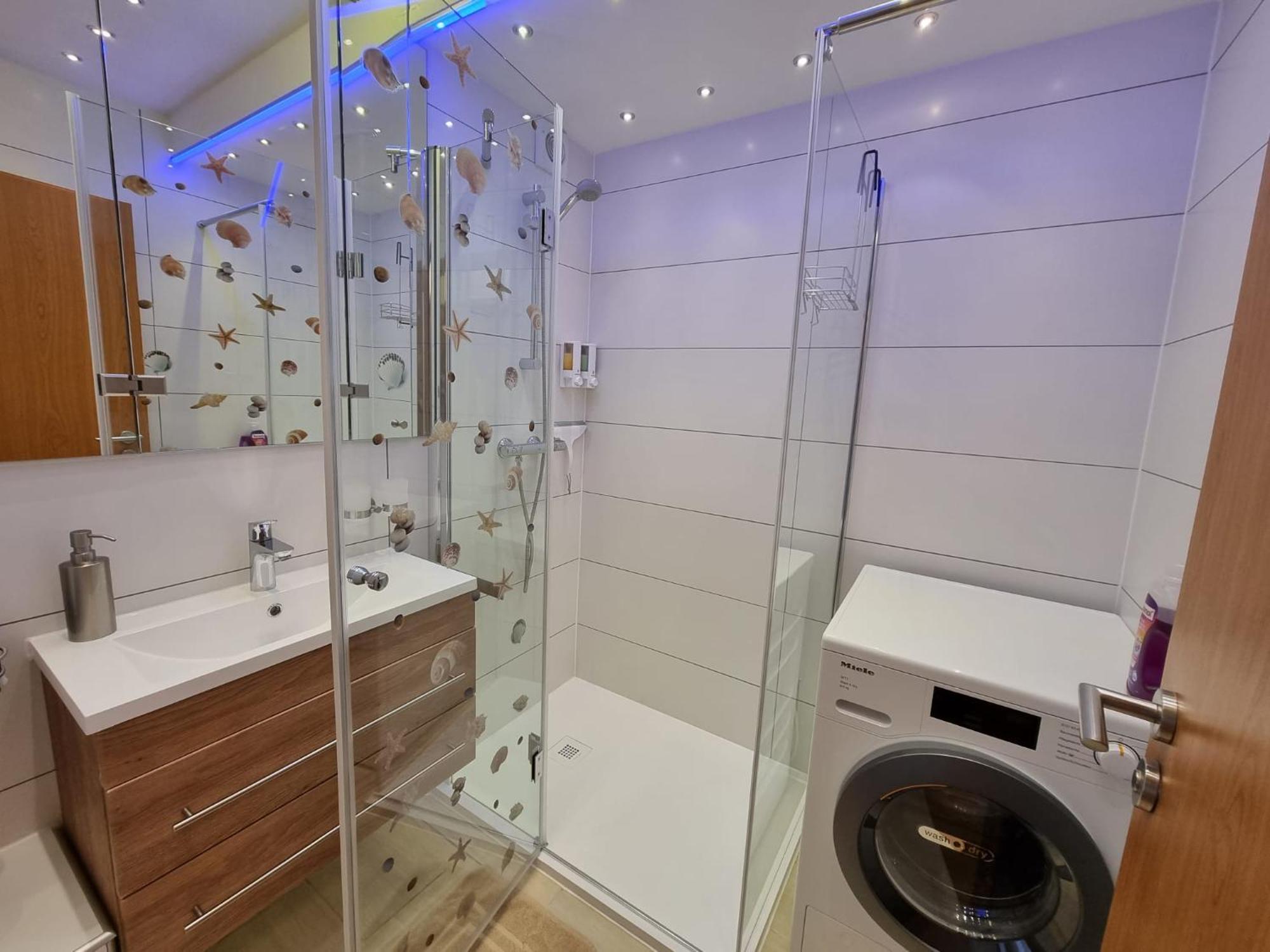80 Qm Apartment Alessia Nuernberg Экстерьер фото